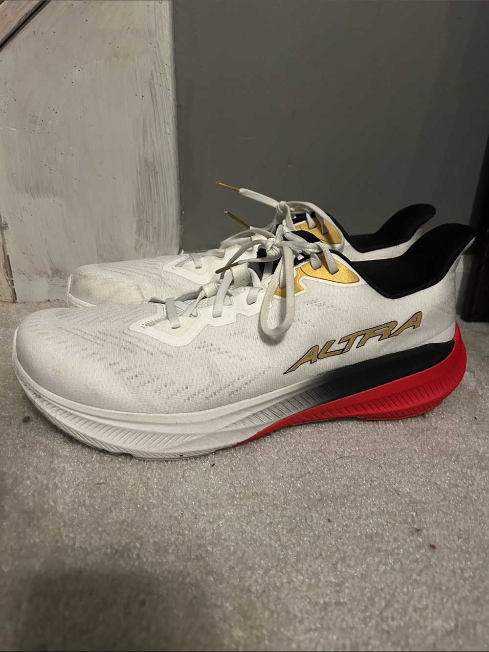 Altra Men's Limited Edition Marine Corps Experience Flow 2